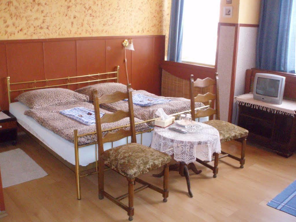 Hotel U Branky Stribro Ngoại thất bức ảnh